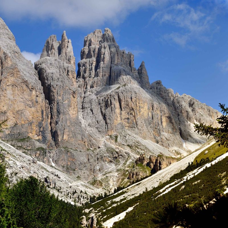 in marcia verso il rifugio re alberto.jpg